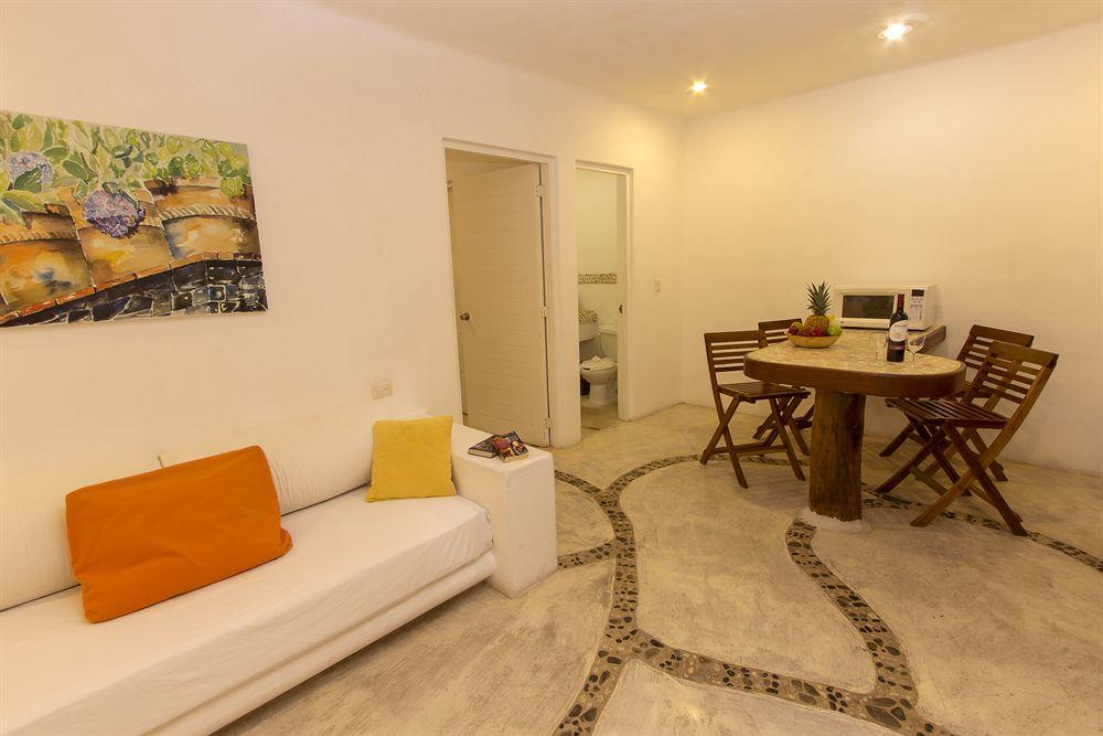 The Blue Pearl Suites Плая дел Кармен Екстериор снимка