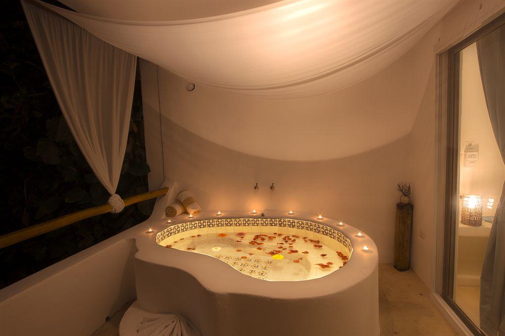 The Blue Pearl Suites Плая дел Кармен Екстериор снимка